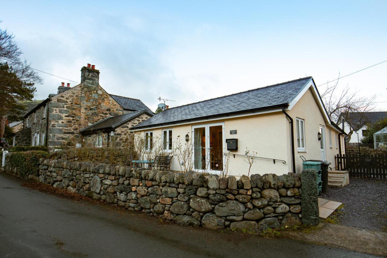 Gwynant Bach - Cosy 2 Bed Bungalow Cottage In Snowdonia National Park, Conwy, North Wales Екстер'єр фото